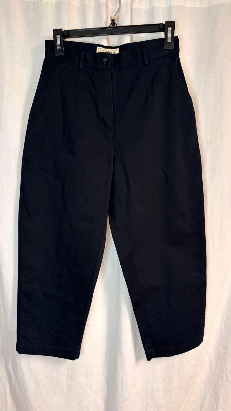 L.L.Bean Original Fit Navy Cotton Chino Pants Size 4 Regular High Rise